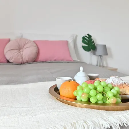 Apartment Izzhome The King Pula